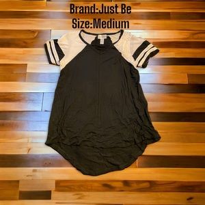 Women’s Just Be Short Sleeve Shirt Size Medium